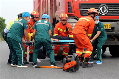 陇县九龙道路救援